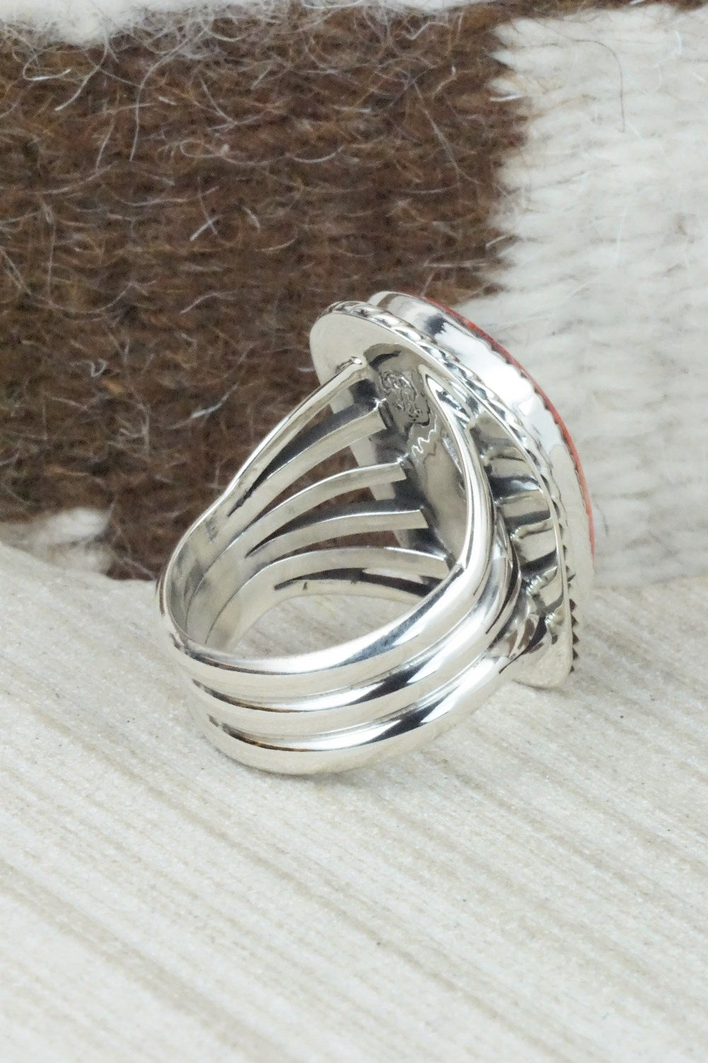 Spiny Oyster & Sterling Silver Ring - Mike Smith - Size 9.75