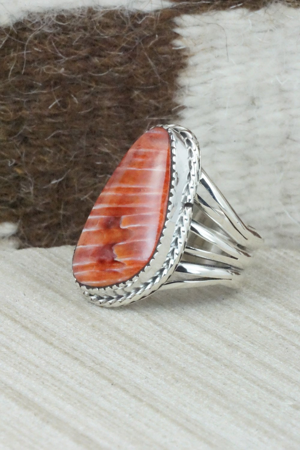 Spiny Oyster & Sterling Silver Ring - Mike Smith - Size 9.5