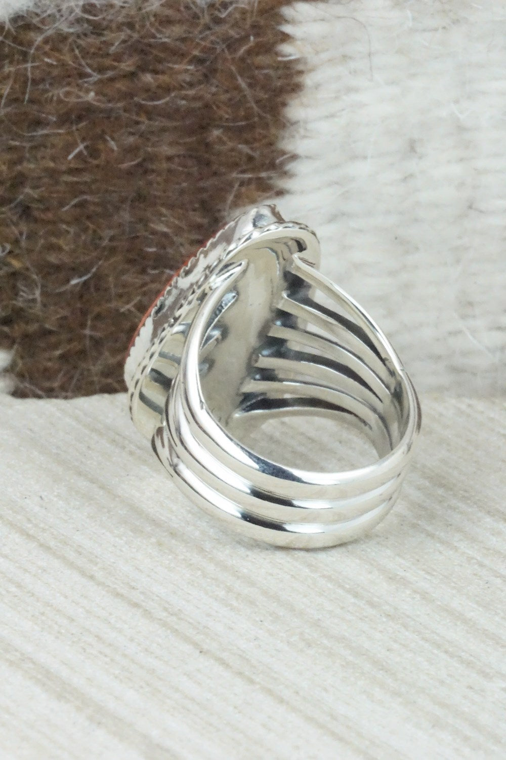 Spiny Oyster & Sterling Silver Ring - Mike Smith - Size 9.5