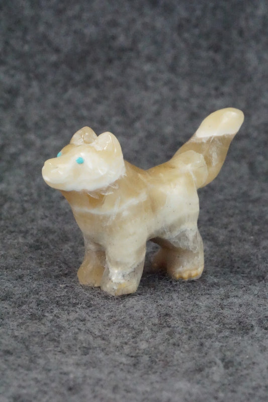 Dog Zuni Fetish Carving - Cody Nastacio