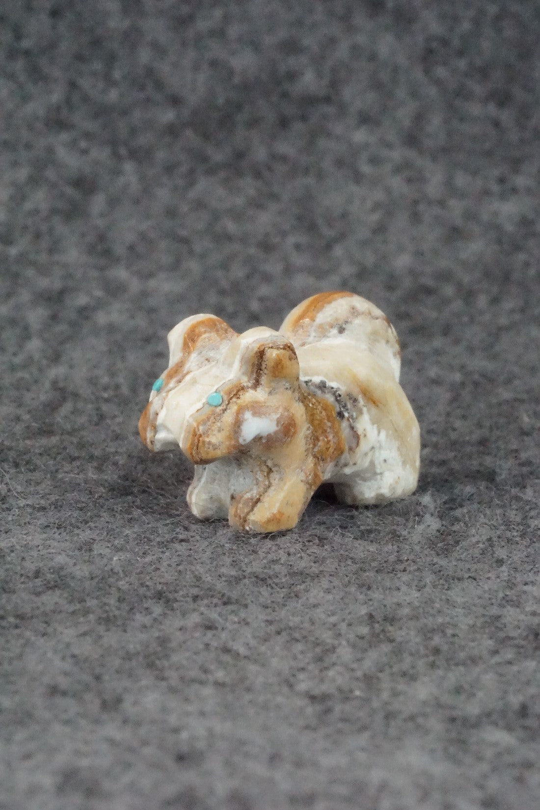Dog Zuni Fetish Carving - Cody Nastacio