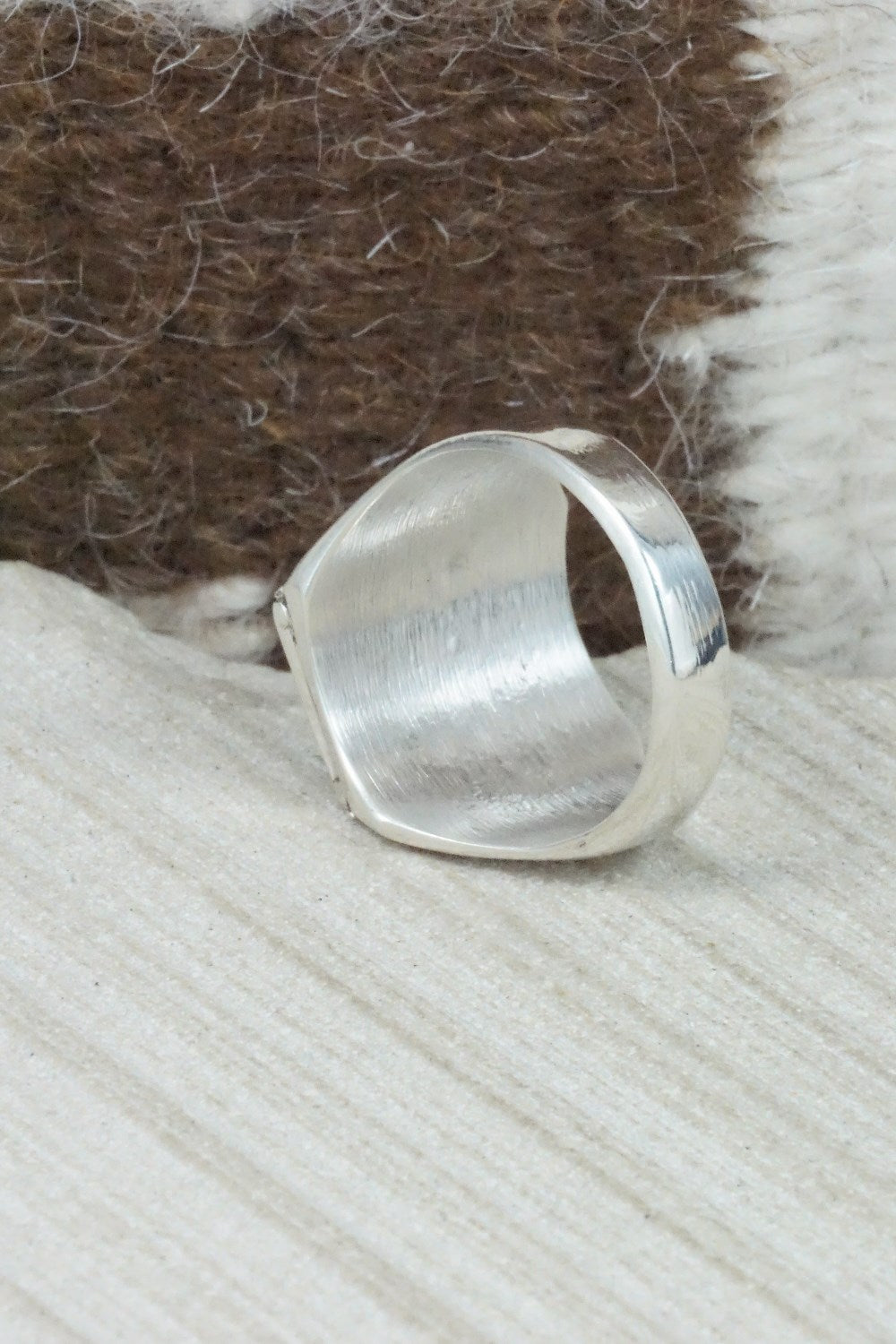 Turquoise & Sterling Silver Inlay Ring - Leslie & Gladys Lamy - Size 10.75