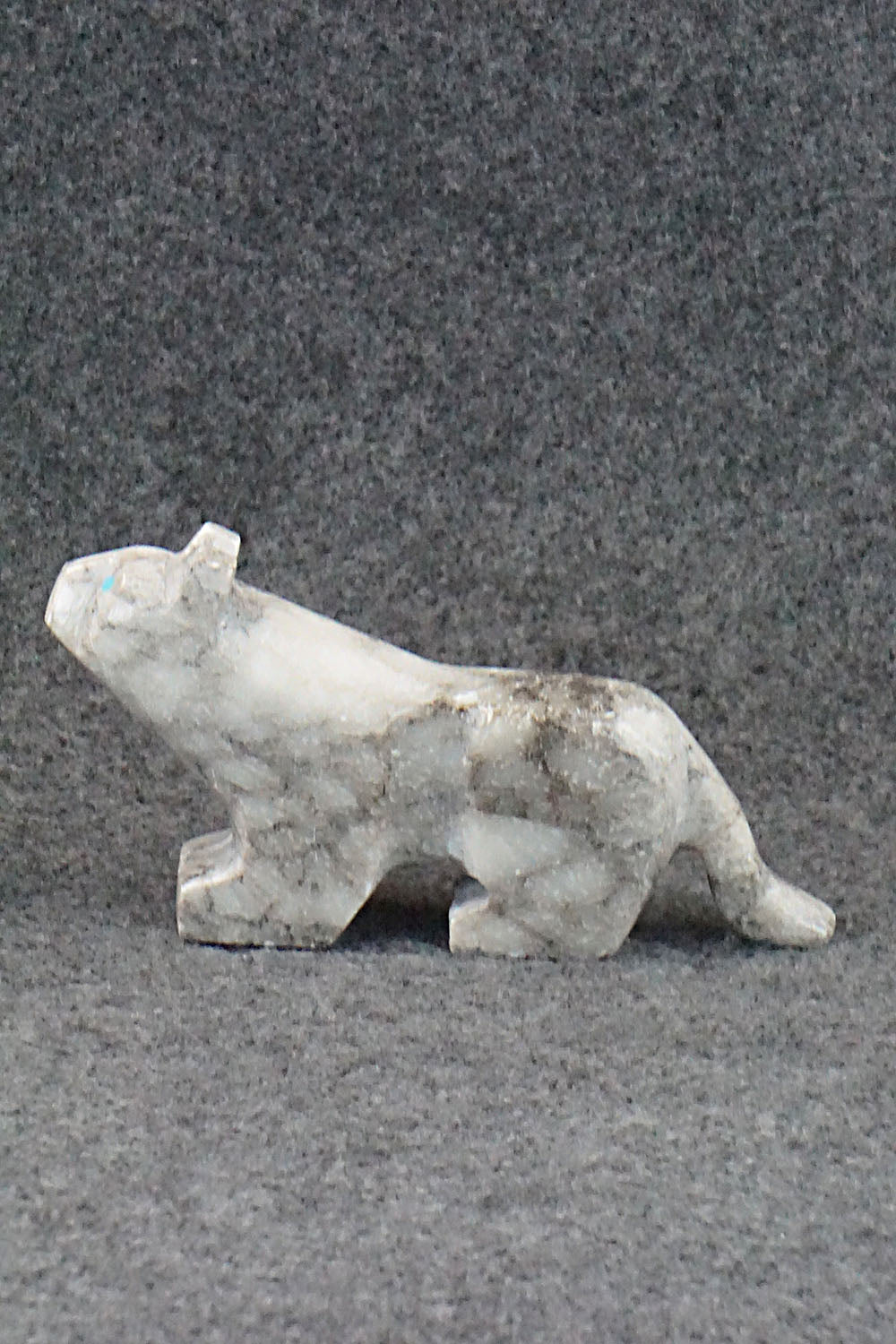 Mountain Lion Zuni Fetish Carving - Cameron Nastacio