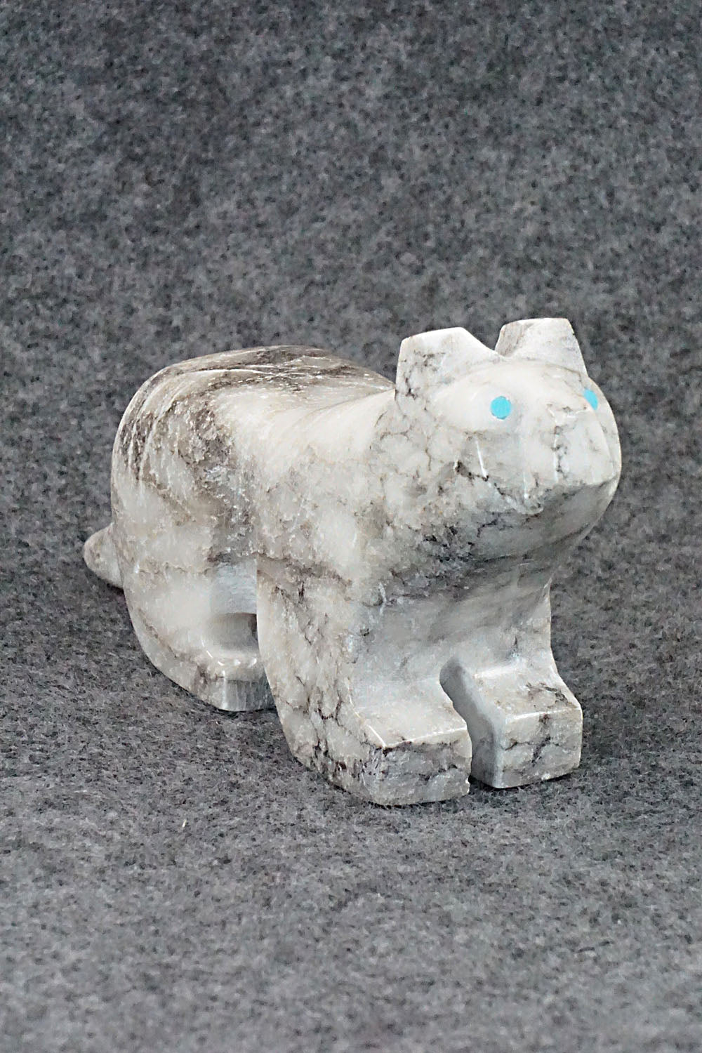 Mountain Lion Zuni Fetish Carving - Cameron Nastacio