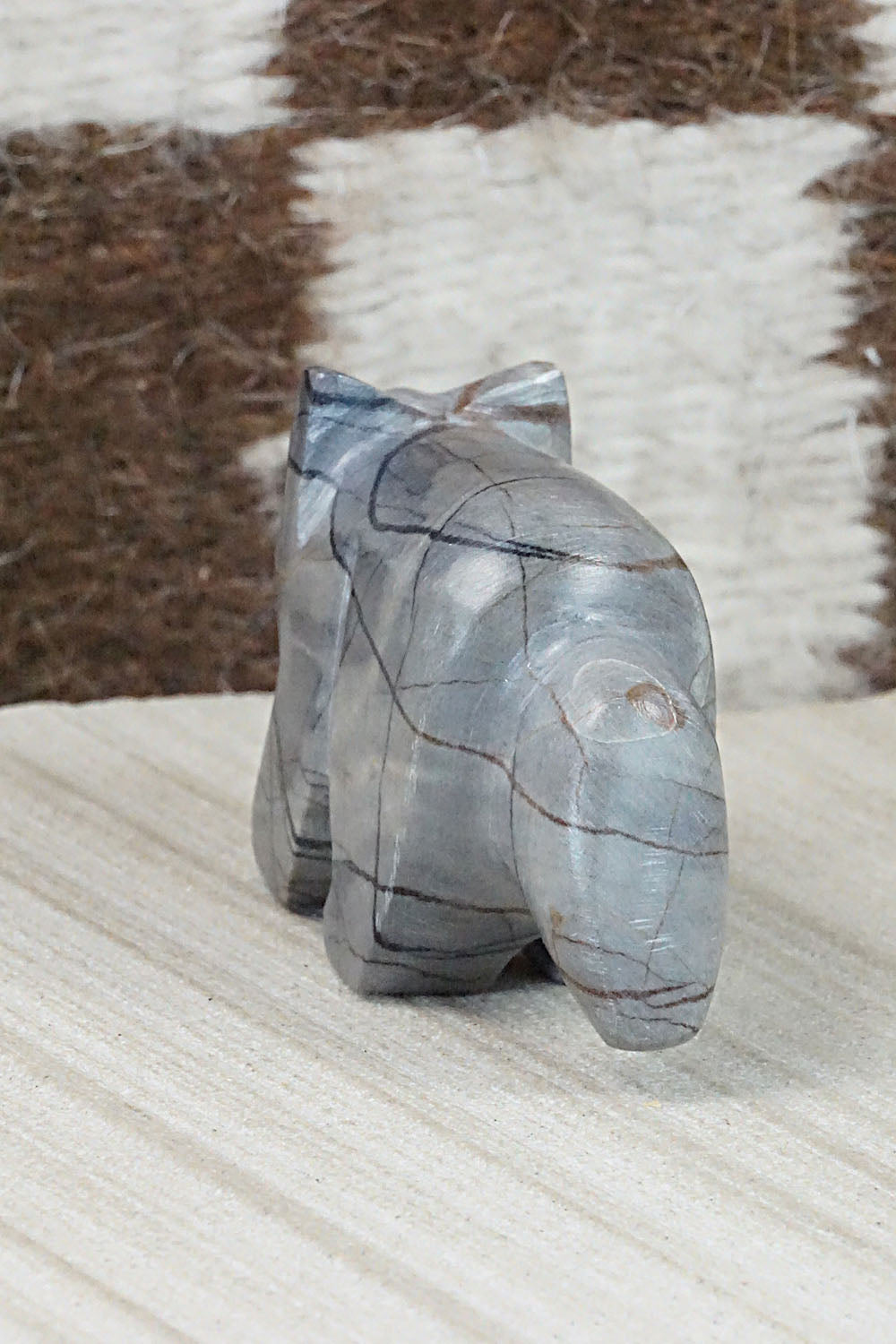 Wolf Zuni Fetish Carving - Cameron Nastacio