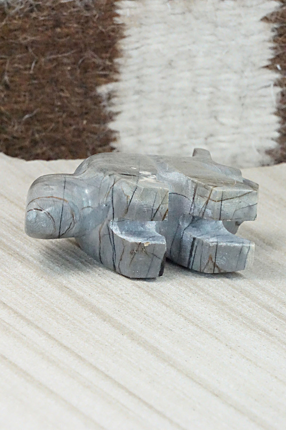 Wolf Zuni Fetish Carving - Cameron Nastacio