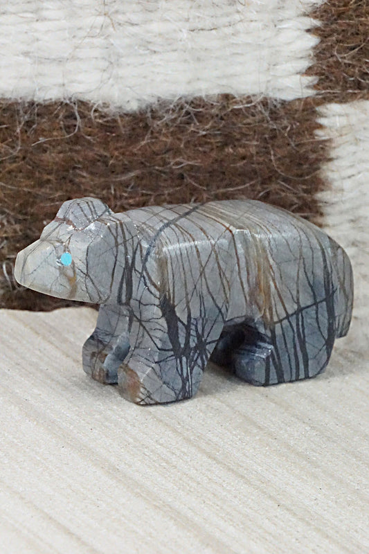 Wolf Zuni Fetish Carving - Cameron Nastacio