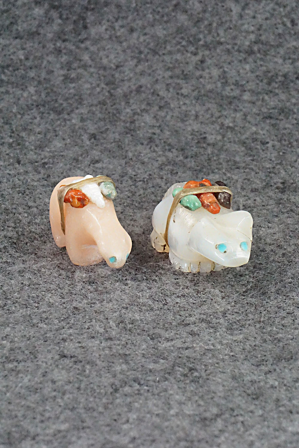 Wolf Zuni Fetish Carvings - Jeff Yunie