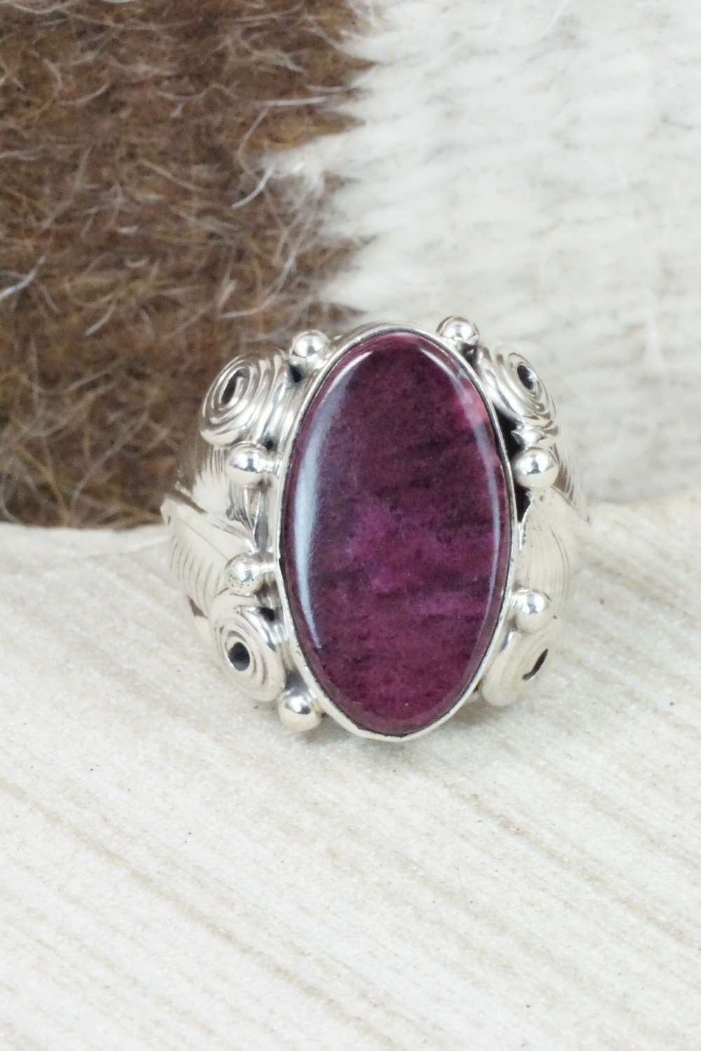 Spiny Oyster & Sterling Silver Ring - Darrell Morgan - Size 5.75