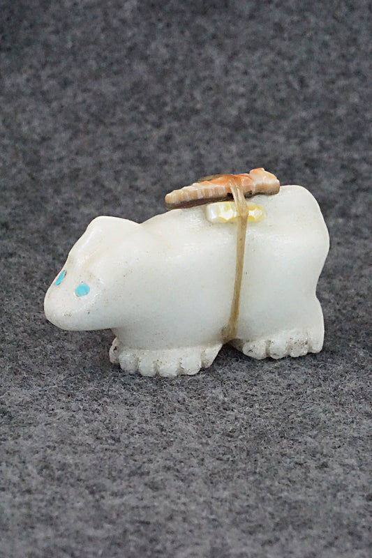 Bear Zuni Fetish Carving - Jeff Yunie