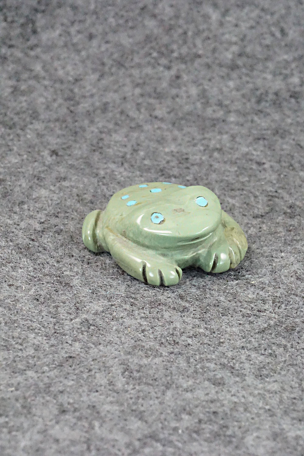 Frog Zuni Fetish Carving - Jeff Yunie