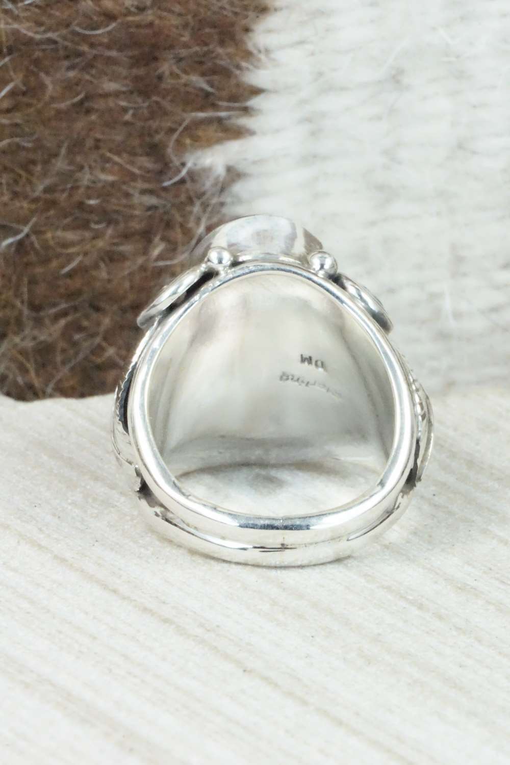 Spiny Oyster & Sterling Silver Ring - Darrell Morgan - Size 8.75