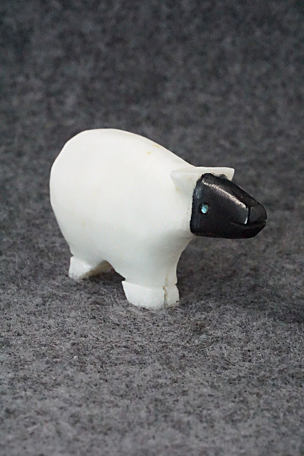 Lamb Zuni Fetish Carving - Tim Lementino