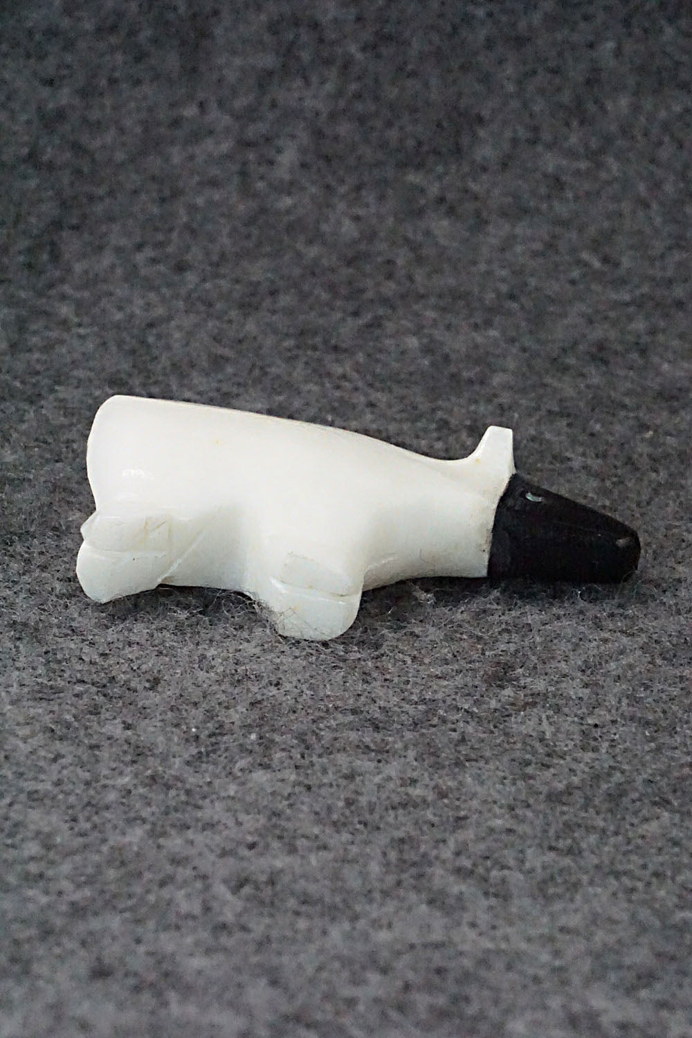 Lamb Zuni Fetish Carving - Tim Lementino