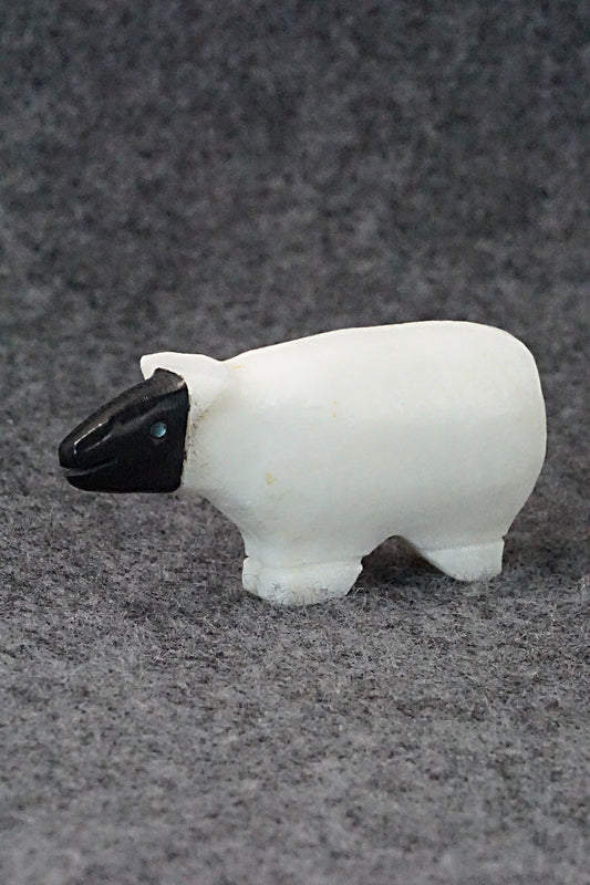 Lamb Zuni Fetish Carving - Tim Lementino