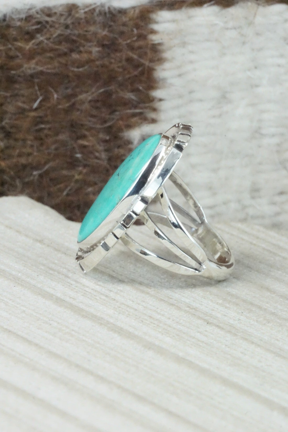 Turquoise & Sterling Silver Ring - Samuel Yellowhair - Size 7.25