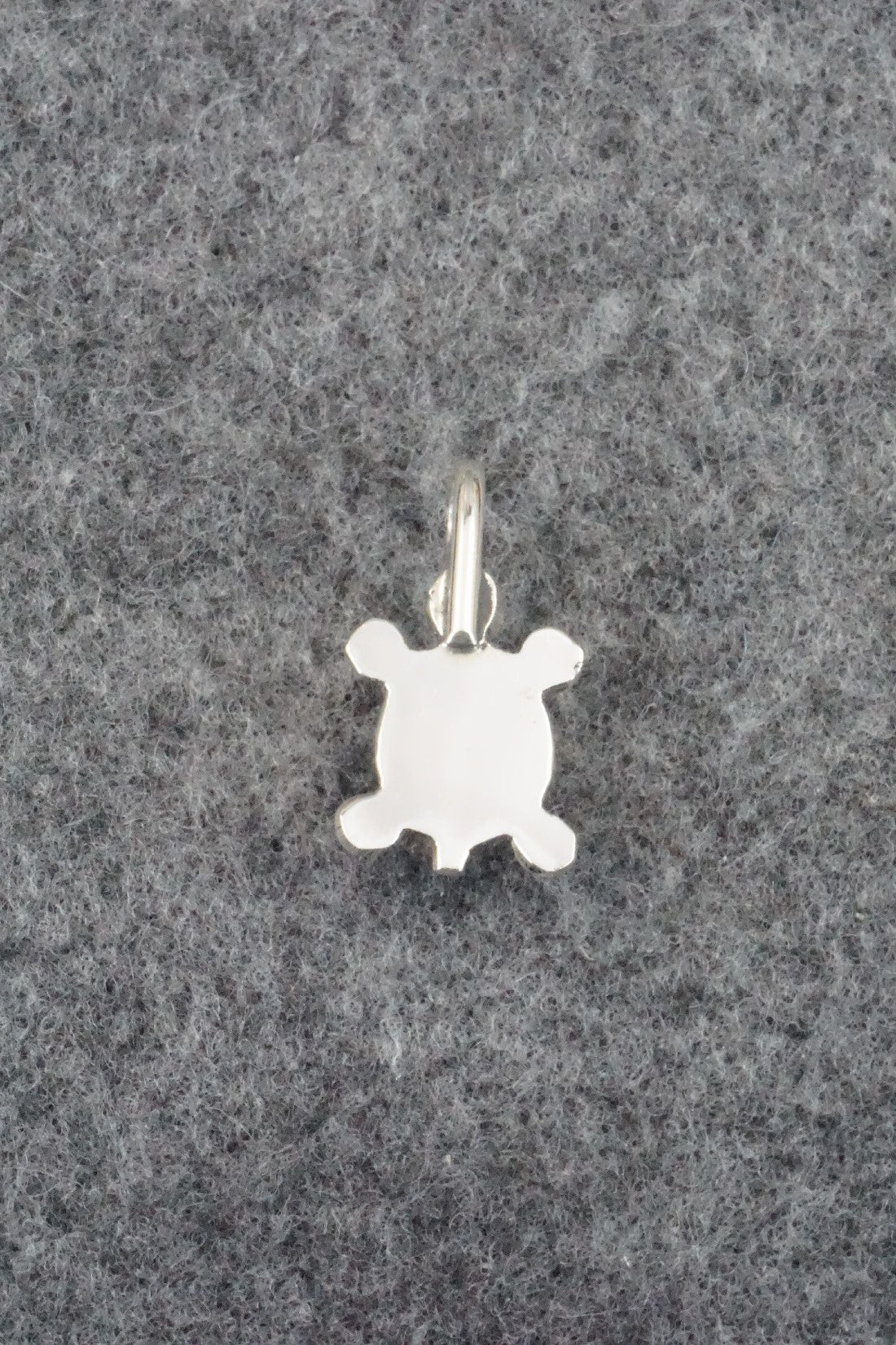 Turquoise & Sterling Silver Pendant - Amielda Peynetsa