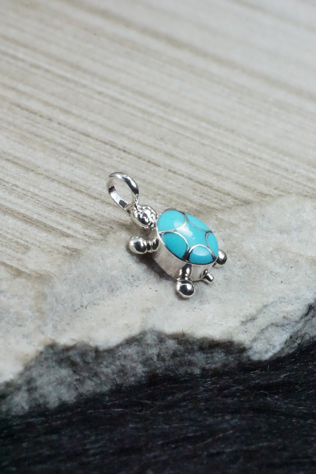 Turquoise & Sterling Silver Pendant - Amielda Peynetsa