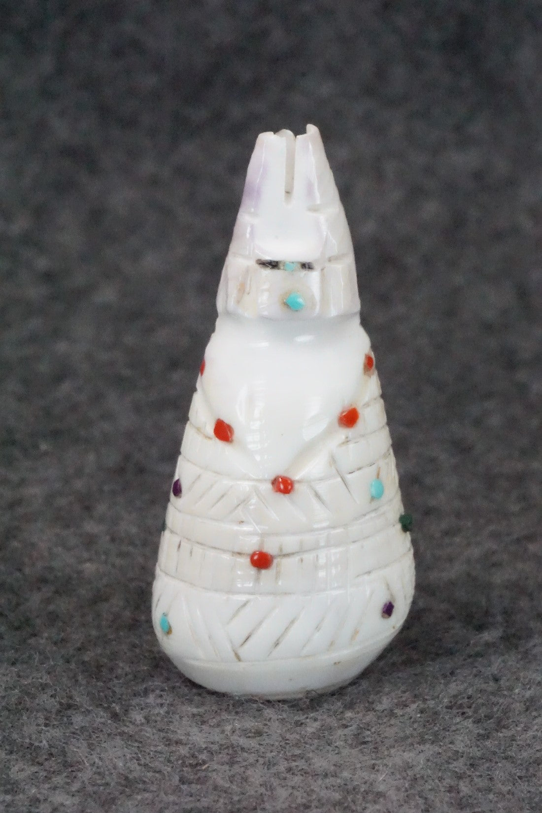 Corn Maiden Zuni Fetish Carving - Carl Etsate