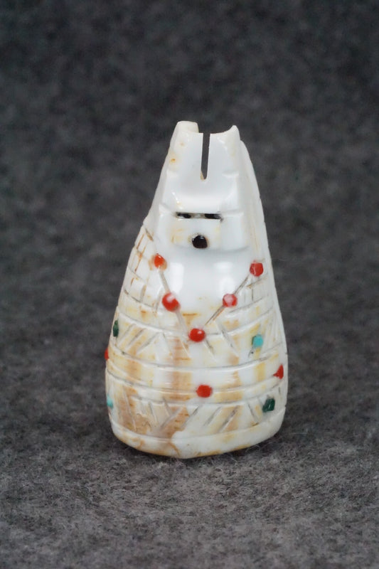 Corn Maiden Zuni Fetish Carving - Carl Etsate