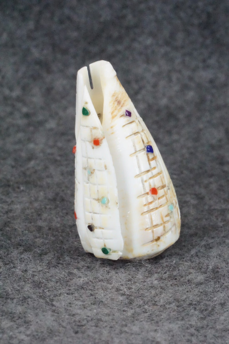 Corn Maiden Zuni Fetish Carving - Carl Etsate