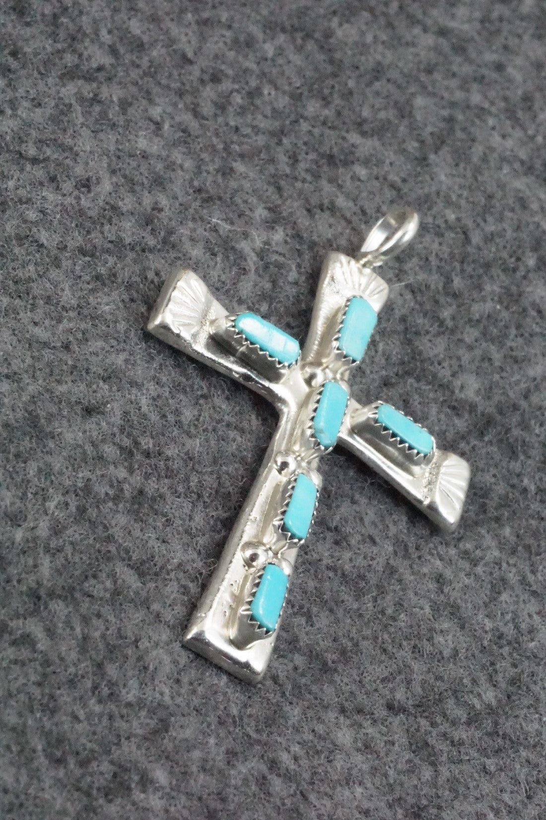 Turquoise & Sterling Silver Pendant - Verona Quam