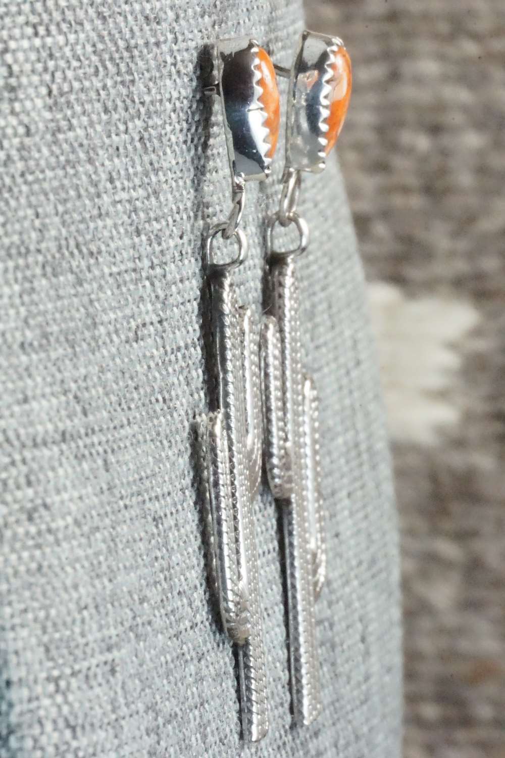 Spiny Oyster & Sterling Silver Earrings - Verley Betone