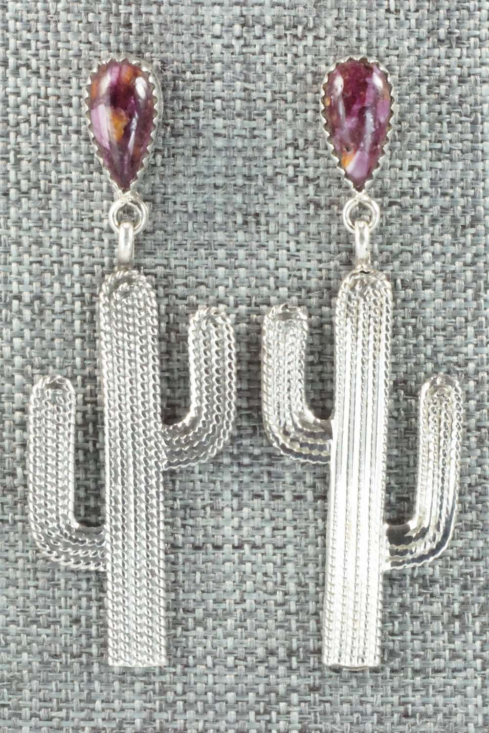 Spiny Oyster & Sterling Silver Earrings - Verley Betone