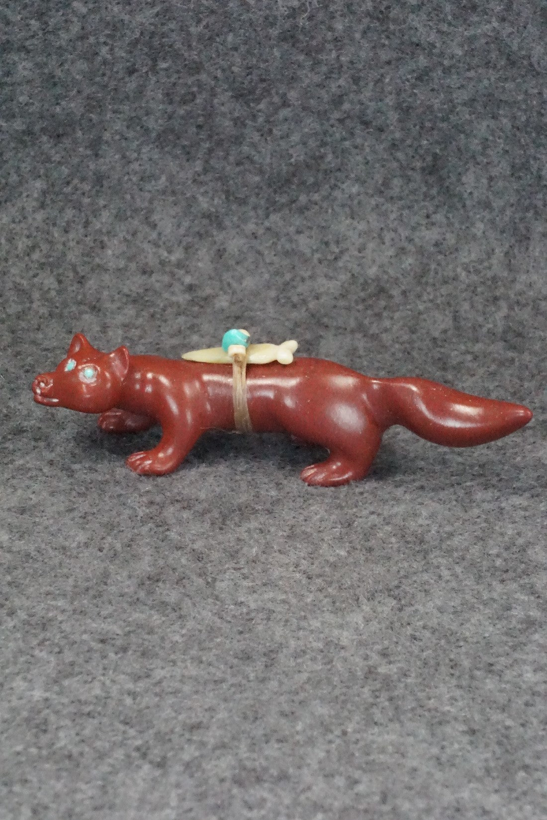 Wolf Zuni Fetish Carving - Albert Eustace