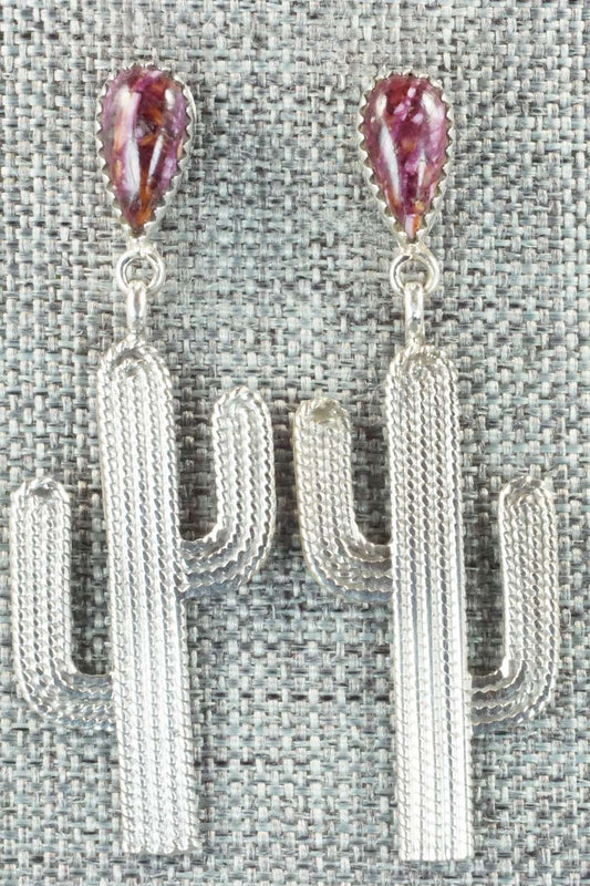 Spiny Oyster & Sterling Silver Earrings - Verley Betone