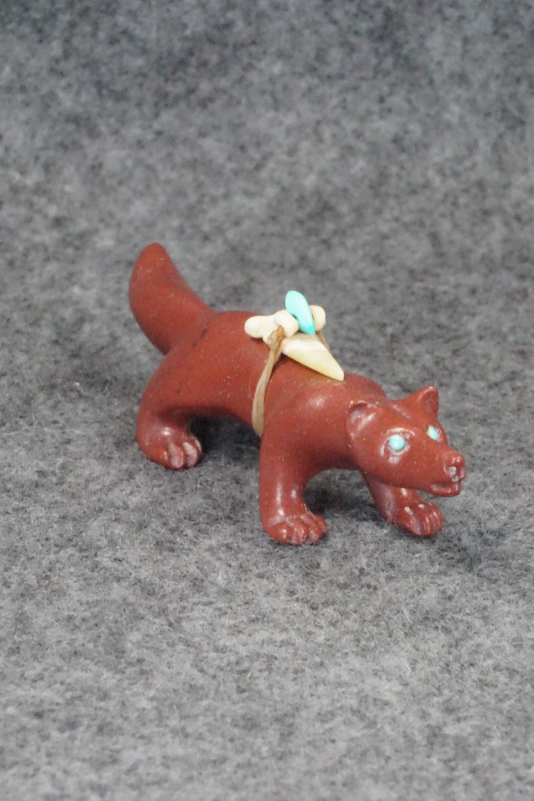 Wolf Zuni Fetish Carving - Albert Eustace