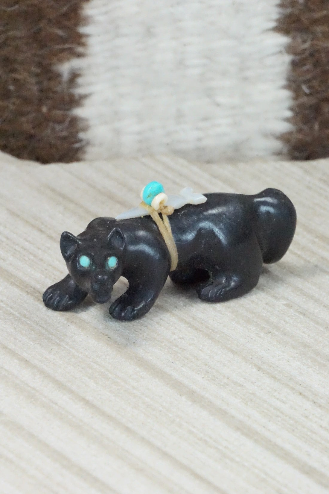 Wolf Zuni Fetish Carving - Albert Eustace