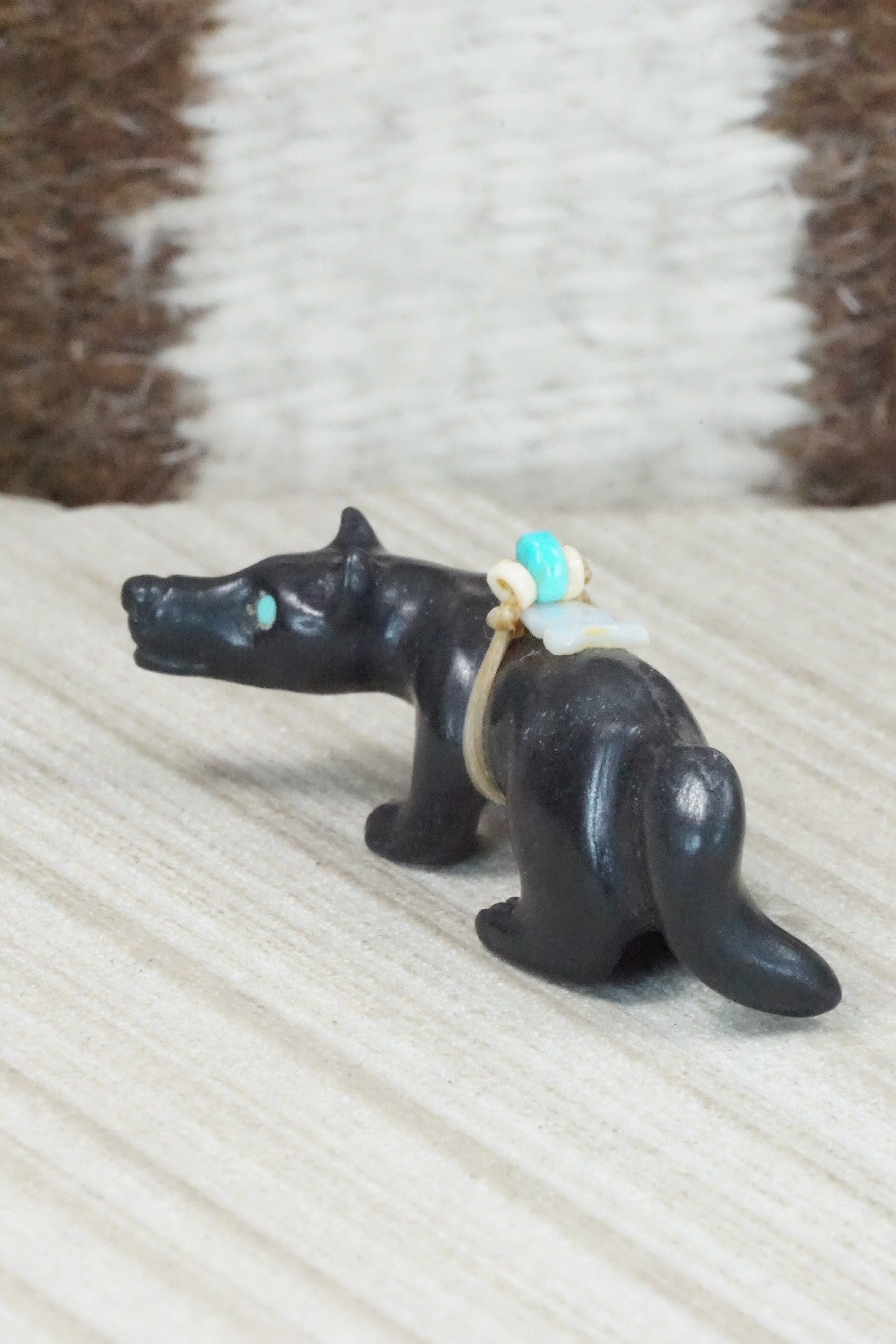 Wolf Zuni Fetish Carving - Albert Eustace