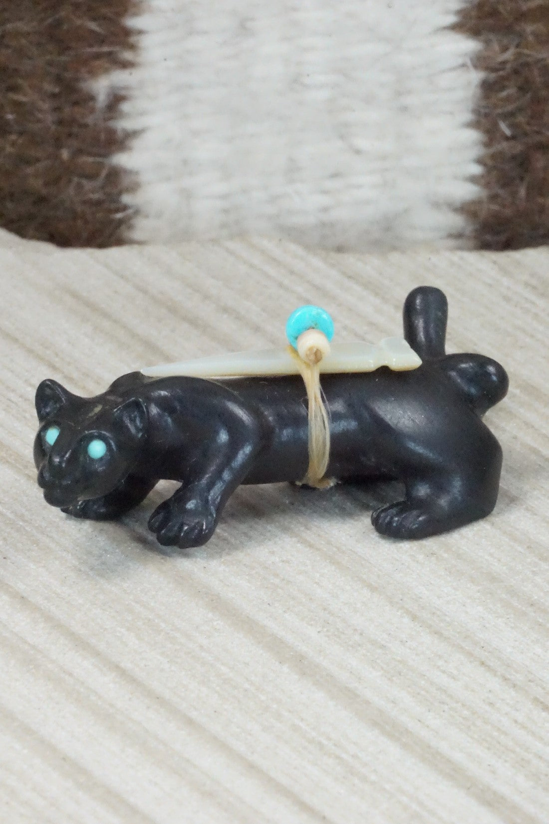 Mountain Lion Zuni Fetish Carving - Albert Eustace