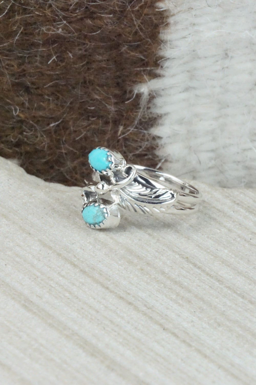 Turquoise & Sterling Silver Ring - Etta Belin - Size 7