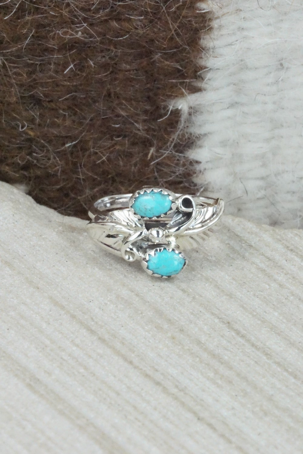 Turquoise & Sterling Silver Ring - Etta Belin - Size 7.5