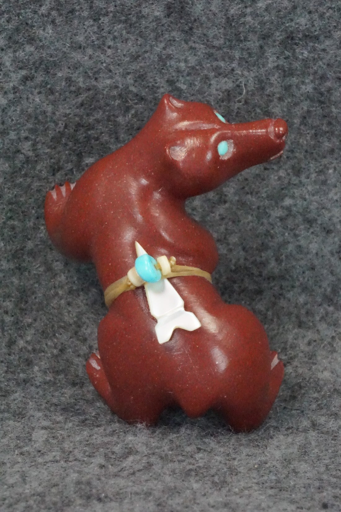 Bear Zuni Fetish Carving - Albert Eustace