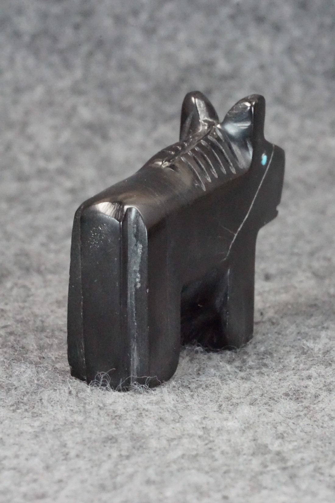 Horse Zuni Fetish Carving - Reynold Lunasee
