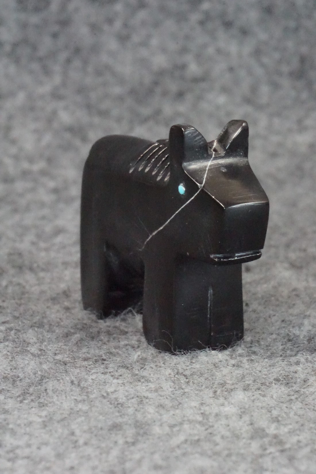 Horse Zuni Fetish Carving - Reynold Lunasee