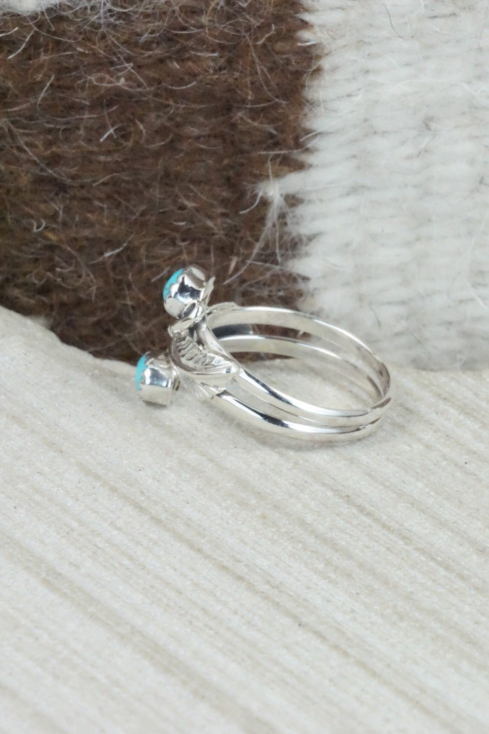 Turquoise & Sterling Silver Ring - Etta Belin - Size 9