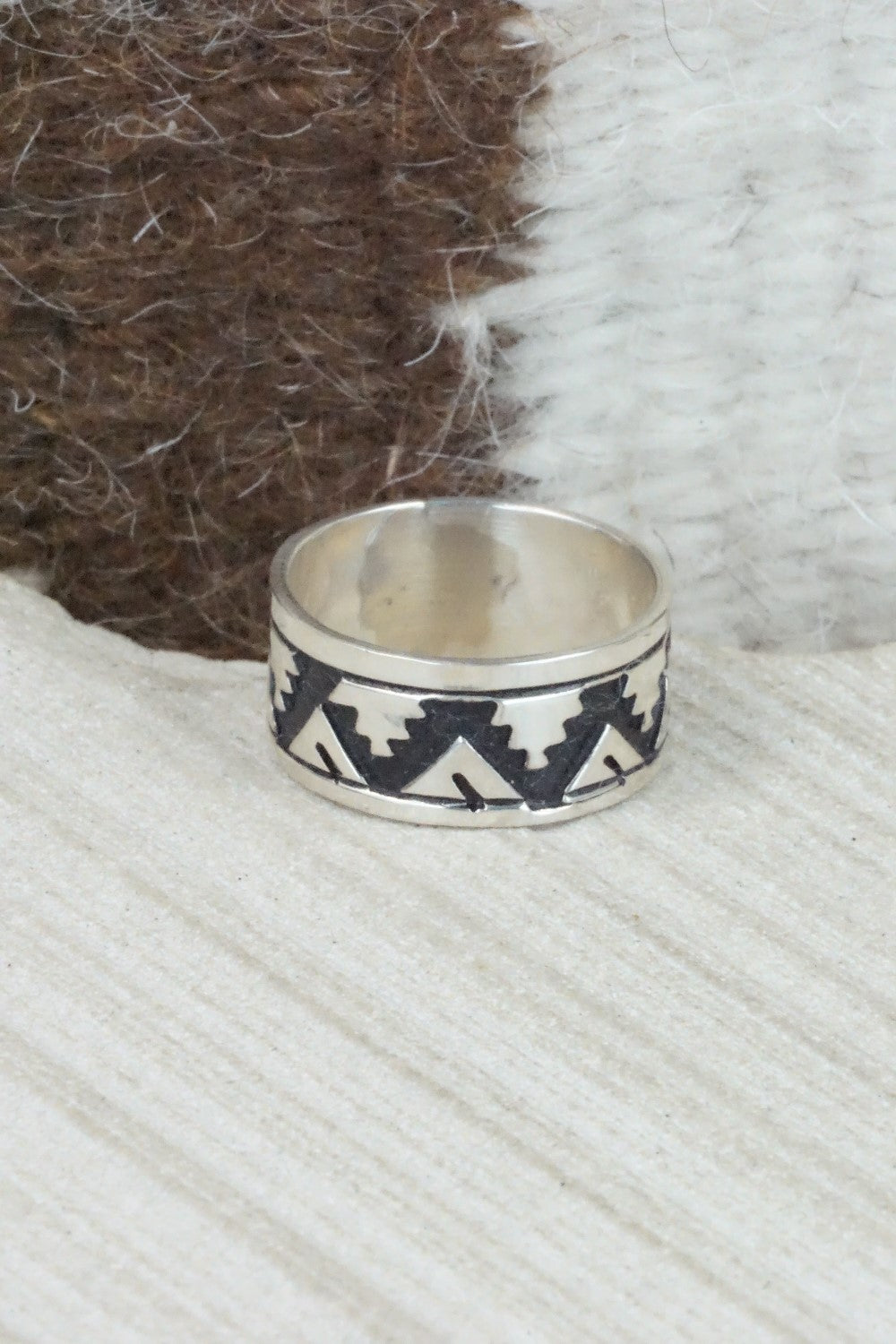 Sterling Silver Ring - Rosita Singer - Size 8.5