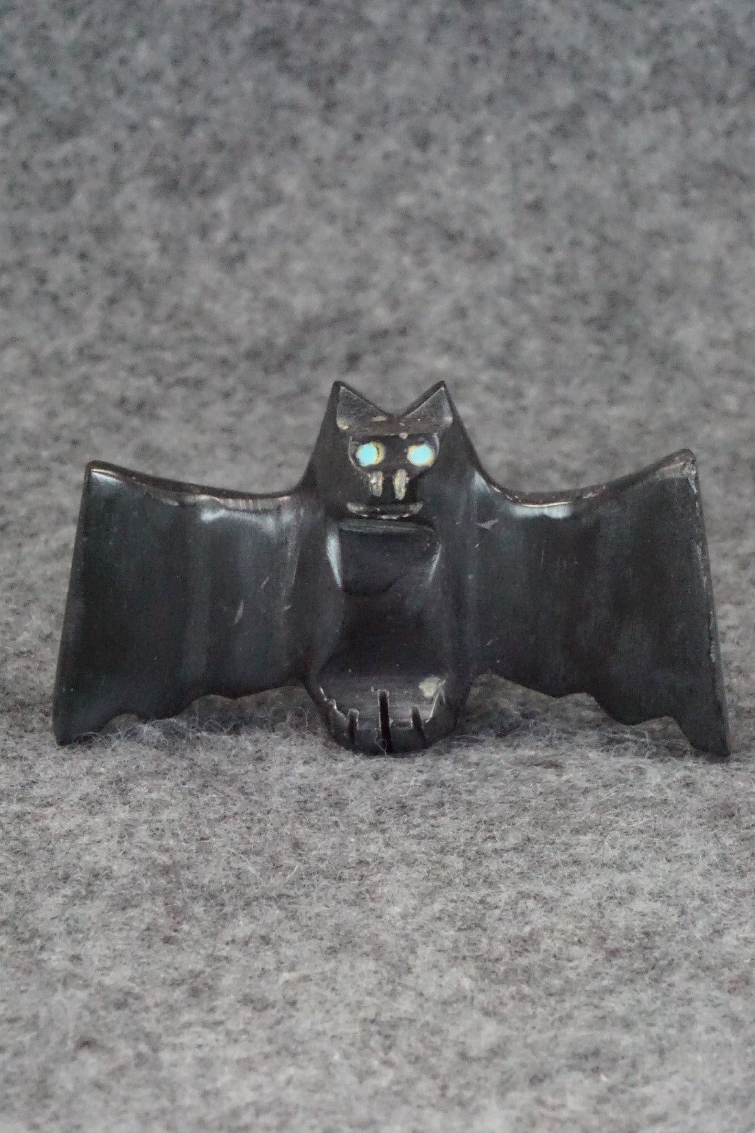 Bat Zuni Fetish Carving - Tim Lementino