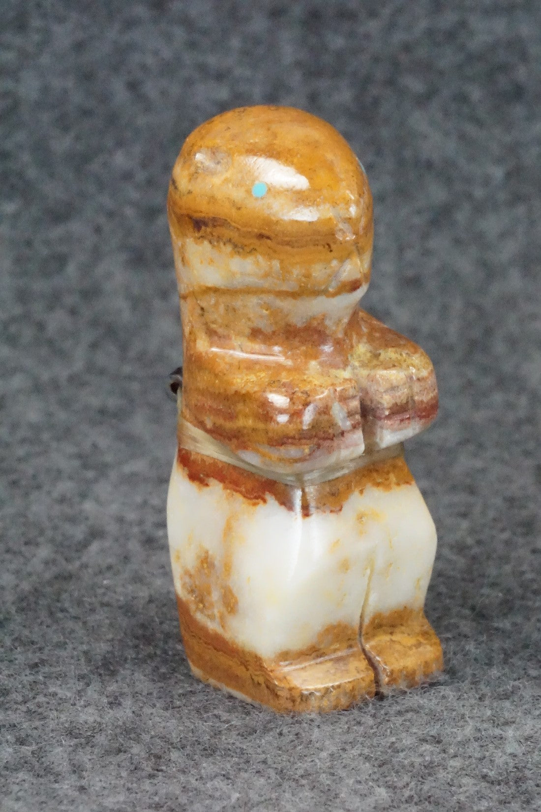Otter Zuni Fetish Carving - Alex Tsethlikai