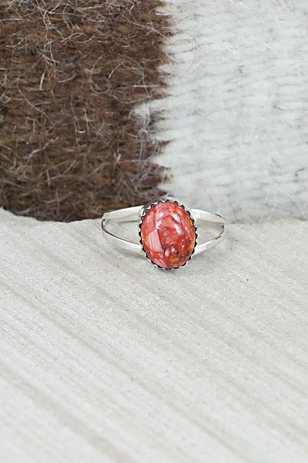 Spiny Oyster & Sterling Silver Ring - Robert Martinez - Size 7.25
