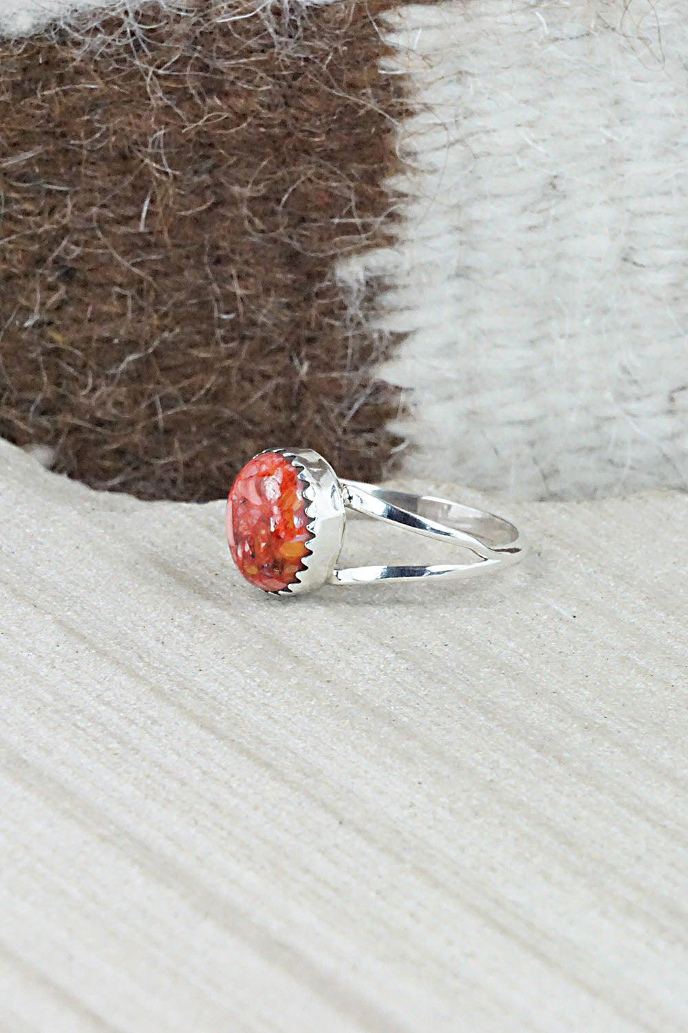 Spiny Oyster & Sterling Silver Ring - Robert Martinez - Size 7.25