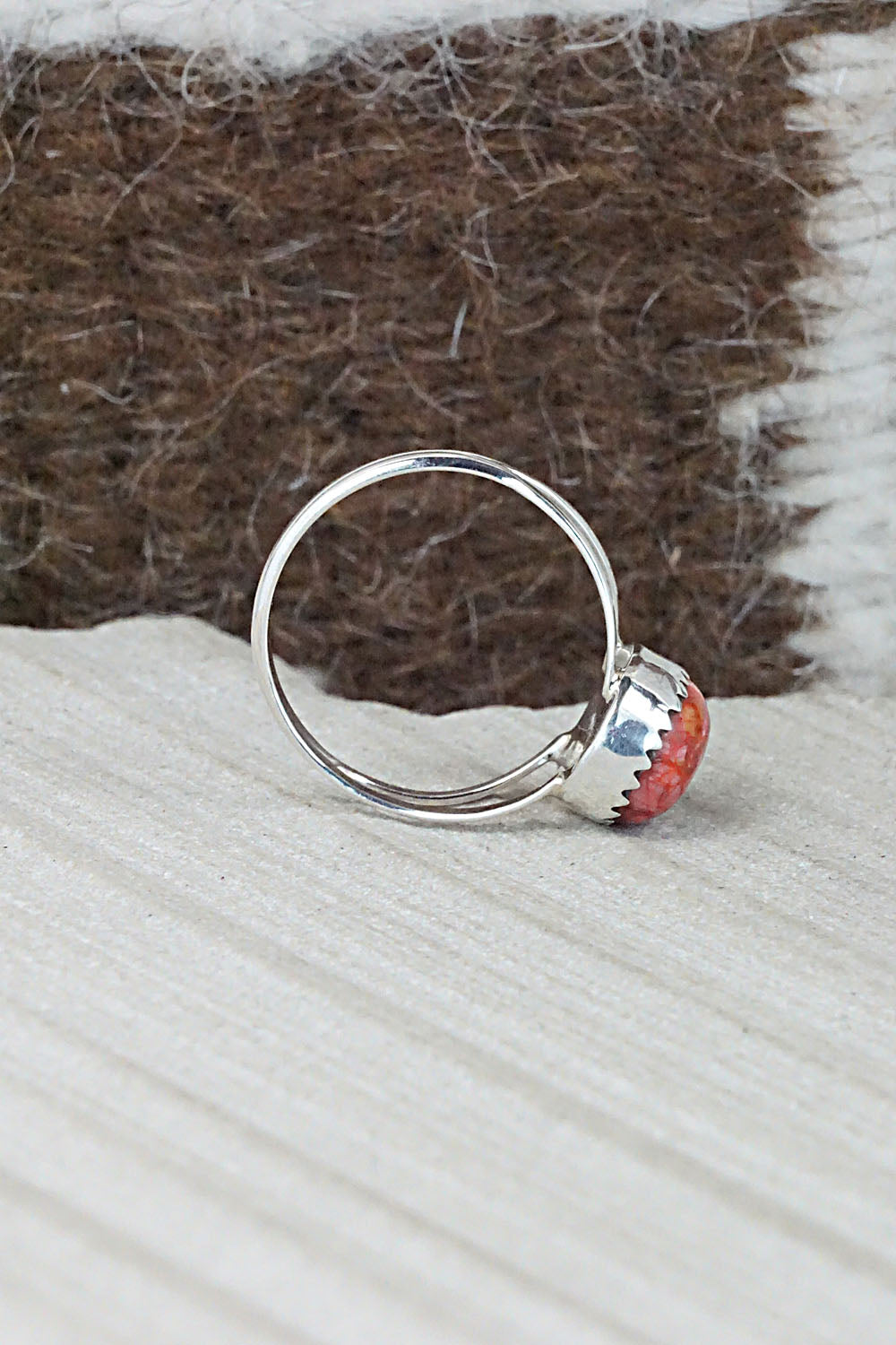 Spiny Oyster & Sterling Silver Ring - Robert Martinez - Size 7.25