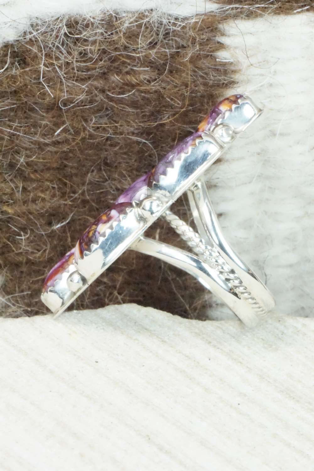 Spiny Oyster & Sterling Silver Ring - Roberts Begay - Size 6.25