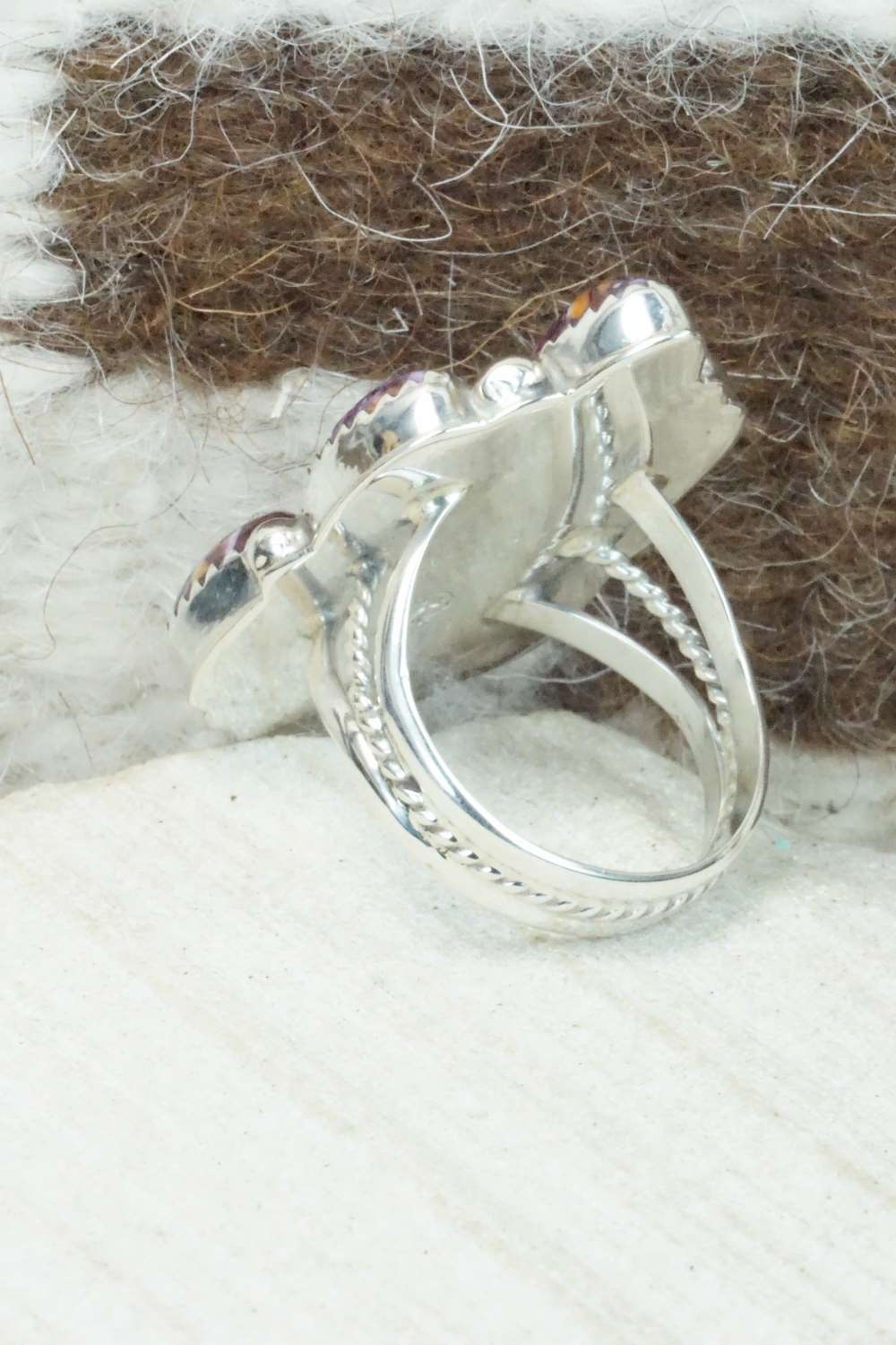 Spiny Oyster & Sterling Silver Ring - Roberts Begay - Size 6.25