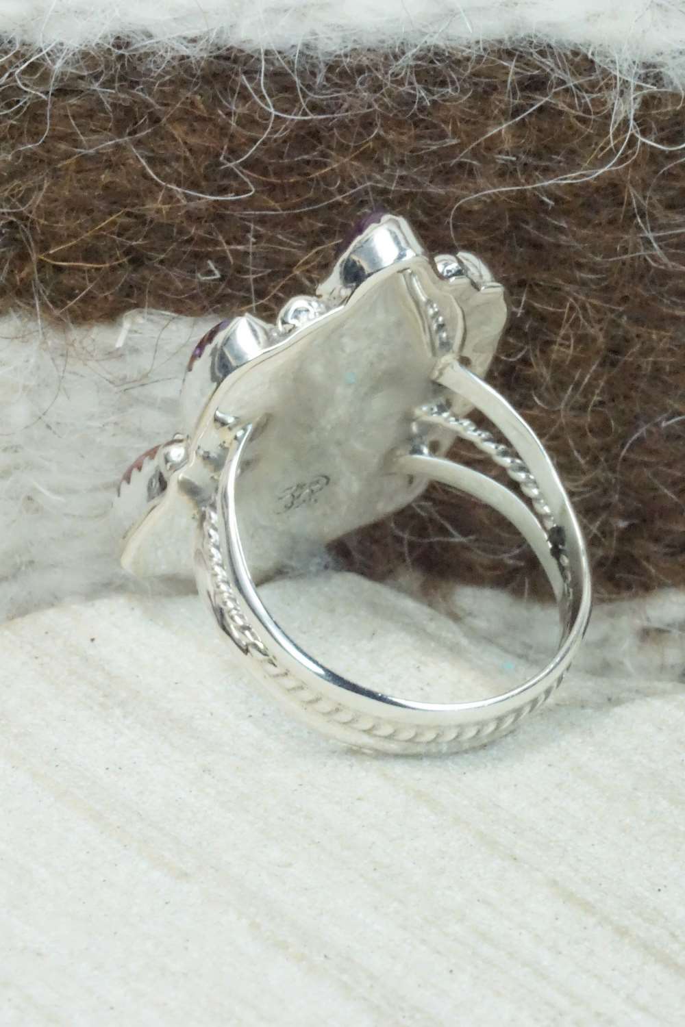 Spiny Oyster & Sterling Silver Ring - Roberts Begay - Size 8.5