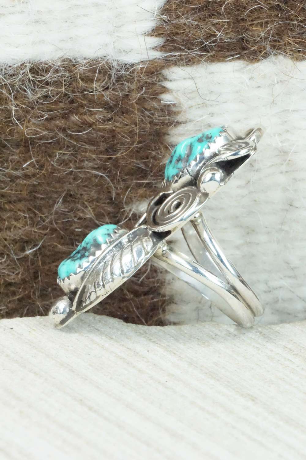 Turquoise and Sterling Silver Ring - Kenneth Jones - Size 6.5